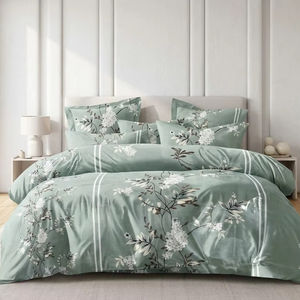 Juego de Ropa de Cama de 4 Piezas de Poliéster Floral Tejido Moderno y Suave con 300 Hilos, Personalizable para Uso en el Hogar, Hoteles y Bodas - Product Image 1