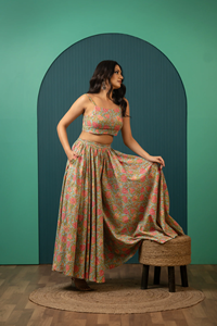 Conjunto de Pantalones y Top Corto con Volantes, Estampado Floral, Estilo Veraniego y Fresco, Marca Sukoon Breezy |   Ropa de Uso Diario para Mujer, Ligera, Cómoda y Elegante - Product Image 2