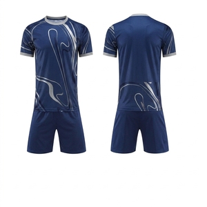 Ensemble de maillots de football personnalisés en gros avec imprimé marbre, respirant, en tissu maille polyester pour l'extérieur, séchage rapide, uniforme à col ras du cou et manches courtes - Product Image 4