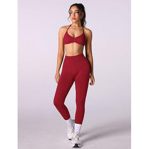 Ensemble de yoga pour femme, idéal pour les voyages, résistant aux plis, comprenant un soutien-gorge de sport et un legging taille haute, séchage rapide, en nylon et élasthanne - Product Image 4