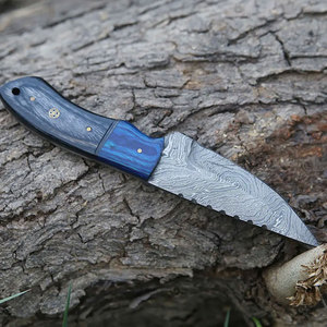 Cuchillo de Caza de Acero de Damasco de Alta Calidad con Mango de Madera Natural para Camping, Senderismo, Supervivencia al Aire Libre y Pesca - Product Image 1