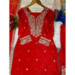 Ensemble de costumes de soirée brodés pour femmes Top et Sarara avec Dupatta - Product Image 5