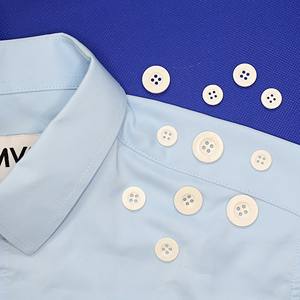 Boutons de couture pour chemise en résine concave ronde écologique simple en gros, 4 trous, 15 mm - Product Image 3