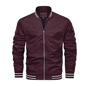 Chaqueta de invierno negra para hombre, acolchada, transpirable, con forro polar, cierre de cremallera, cuello alto, informal, color liso, con puños acanalados a rayas - Product Image 5