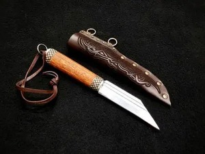 Cuchillo de Camping Vikingo Artesanal Premium de Grado Industrial de 7.5 Pulgadas, Acero al Carbono, Mango de Madera, Punta Recta, OEM - Product Image 5