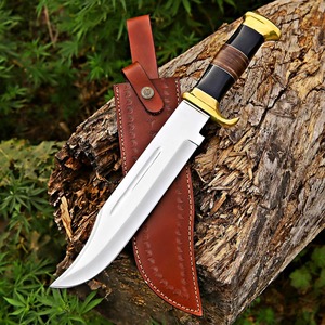 Cuchillo Bowie Hecho a Mano de Acero Inoxidable con Hoja de Punta Caída y Mango de Madera, Cuchillo de Caza con Funda de Cuero para Uso en Exteriores - Product Image 5