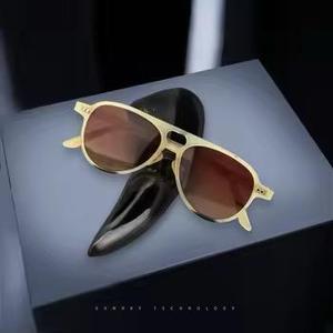 Gafas de Sol Redondas de Cuerno de Búfalo, Material Artesanal Natural, Montura Orgánica Pulida, Hechas a Mano, HASAN CRAFT HC-0001, de Uttar Pradesh - Product Image 4