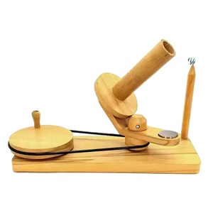 Devanadera de hilo de madera india con abrazadera de mesa para enrollar hilo de bolas Swift Winder Kit de tejer Devanadera de hilo a precio al por mayor India - Product Image 1
