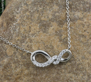 Collar con Colgante Vintage de Plata de Ley 925 con Piedra de Circonita Cúbica, Collar con Dije de Plata Minimalista Unisex, Joyería Chapada en Platino para - Product Image 1