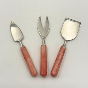 ชุดอุปกรณ์ชีส 3 ชิ้น ด้ามจับเรซิ่น พร้อมอุปกรณ์ชีสด้ามจับเรซิ่น สำหรับเครื่องครัวและของใช้บนโต๊ะอาหาร ราคาถูกที่สุดในอินเดีย - Product Image 2