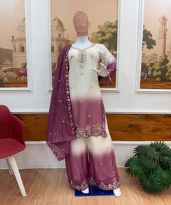 Traje Palazzo Bordado Degradado de Blanco a Morado para Mujer, Estilo Holgado Tradicional de India y Pakistán 86389 SWAROOP-ST-1198 - Product Image 3