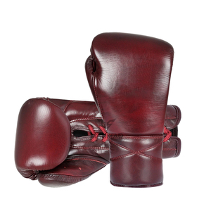 Gants de boxe professionnels en cuir sur mesure fabriqués par un fabricant, équipement d'entraînement respirant pour adultes - Product Image 2