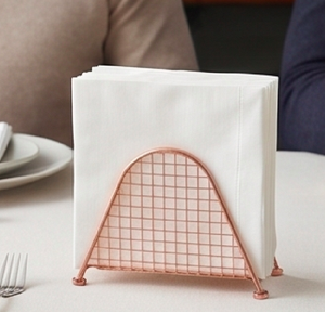 Porte-mouchoirs en fil de fer très vendu avec finition rose, parfait pour une décoration intérieure élégante et l'organisation de la table - Product Image 2