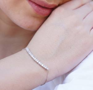 Brazalete de Tenis Clásico de Oro Rosa con Diamantes en Oro de 14K y 18K, Diamantes Cultivados en Laboratorio con Certificación IGI, Joyería Fina de Lujo Elegante - Product Image 3