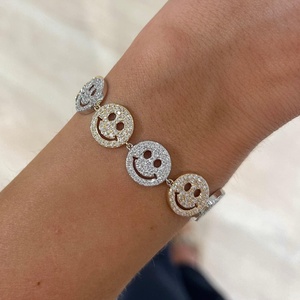 Bracelet Smiley Diamant Pavé en Or Massif 14K, Diamant de Laboratoire Taille Ronde, 7 Pouces, Fermoir Mousqueton, Solitaire, Bijou Fin Moderne et Tendance - Product Image 2
