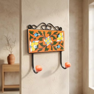 Gancho de Pared de Metal Rústico con Diseño de Azulejos Florales, 2 Ganchos, Perchero Decorativo de Cerámica Naranja - Product Image 1