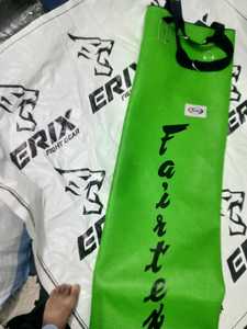 Saco de boxeo Fairtex de alta resistencia con acolchado multicapa, ideal para entrenamiento de boxeo, MMA, kickboxing y Muay Thai. - Product Image 2