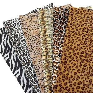Popular Tela de Cuero Sintético PU con Estampado de Leopardo Metalizado para Bolsos DIY, Pendientes, Lazos y Manualidades - Product Image 4