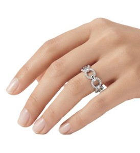 แหวนเพชรทรงกลมเพาะเลี้ยงในห้องปฏิบัติการ ทองคำแท้ 10K 14K 18K ดีไซน์แบบโซ่  สำหรับงานหมั้นและงานแต่งงาน สี E ความใส VVS เครื่องประดับอัญมณีชั้นดี - Product Image 5
