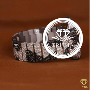 Reloj Exclusivo de Diamantes Moissanite en Blanco y Negro con Brazalete Totalmente Cubierto de Diamantes y Diseño de Reloj de Lujo Premium - Product Image 2