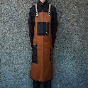 Tablier de coiffeur en cuir véritable et toile avec sangles réglables et poches - Product Image 6
