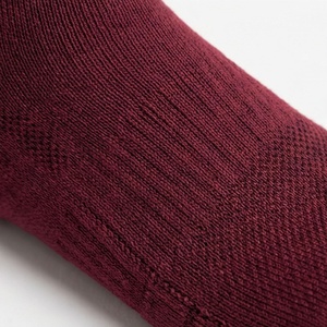 Men's Crew <b>Socks</b> Solid <b>Color</b> Knitted Regular Style Daily Wear Burgundy - Product Image 5
