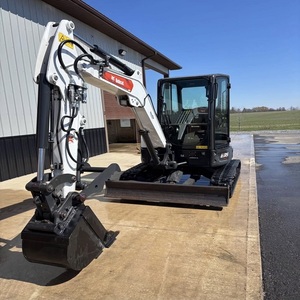 Miniexcavadora Bobcat E35 de precio económico, máquina compacta de excavación para contratistas, paisajistas y aplicaciones en sitios de construcción. - Product Image 3