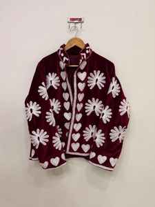Veste en velours Suzani faite à la main, veste brodée pour femme, veste d'hiver, manteau Suzani, tenue de festival, veste bohème, veste courte - Product Image 5