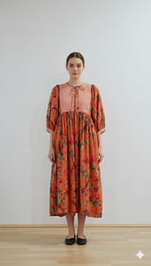 เดรสสั้นทรงเอ คอวี ลายดอกสีส้ม พิมพ์ลายด้วยมือ ผ้าฝ้าย 100% สำหรับผู้หญิง ลายพฤกษศาสตร์  ใส่ได้ในโอกาสทางการ ซักได้ ระบายอากาศดี เหมาะสำหรับใส่ในชีวิตประจำวัน ฤดูร้อน - Product Image 4