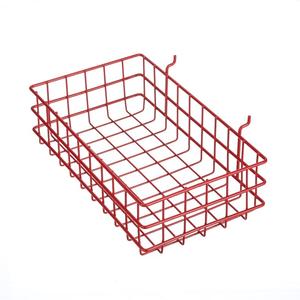 Cesta colgante de metal moderna, adecuada para almacenamiento en cocinas contemporáneas y decoración de paredes. - Product Image 2