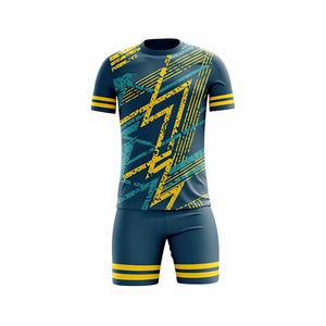 Tenue de football personnalisée pour hommes, ensemble respirant de maillot et short de football, uniforme de football OEM imprimé par sublimation, grandes tailles 100% - Product Image 1