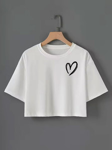 เสื้อยืดแขนสั้นลำลองสไตล์สปอร์ตสำหรับผู้หญิง สีดำ ลายหัวใจสีขาว เสื้อยืดลำลอง เสื้อผ้าสไตล์สวยงาม - Product Image 5