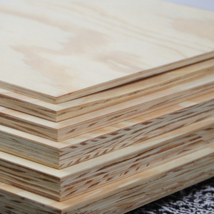 Livraison Rapide Contreplaqué de Pin Écologique de Première Qualité Épaisseur 9-12-15-18mm 4ft X 8ft Imperméable E0 Cuisine Salon - Product Image 4