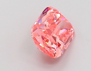 Diamant rose vif fantaisie modifié taille coussin de 2,01 carats, cultivé en laboratoire IGI, clarté VS1, taille excellente, pierre précieuse de luxe - Product Image 4