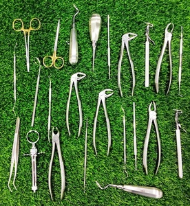 ชุดเครื่องมือผ่าตัดถอนฟันแบบพื้นฐาน Tegra Surgical 23p ผลิตจากเหล็กกล้าไร้สนิมเยอรมัน พร้อมอุปกรณ์ยกฟัน ได้รับมาตรฐาน CE ISO - Product Image 1