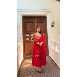 Magnifique ensemble haut-bas et dupatta pour les fêtes, taille XL, Salwar Kameez en polyester, rehaussez votre look de soirée - Product Image 3