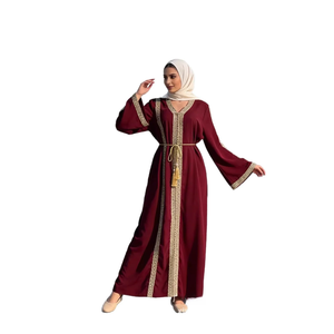 ชุดอาบายะห์สไตล์แอฟริกันสำหรับผู้หญิงมุสลิมไซส์ใหญ่ ชุดเดรสยาวสำหรับฤดูร้อนปี 2026 ดีไซน์หรูหรา ทรงมาตรฐาน ผลิตจากโพลีเอสเตอร์ เหมาะสำหรับใส่ลำลอง - Product Image 3