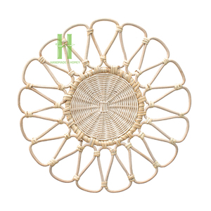 Eco-friendly Rattan Charger <b>Plate</b> Wall Decoration Round Flower Rattan Placemat Home Rattan Table <b>Mats</b> OEM Made In Vietnam - Product Image 4
