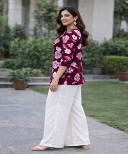 สินค้ามาใหม่ ชุดเสื้อท็อปและกางเกงขายาวพิมพ์ลายดิจิทัล ผ้าเรยอนคอตตอน สำหรับใส่ทุกวัน ราคาขายส่ง เสื้อผ้าชาติพันธุ์ หลายสี - Product Image 5