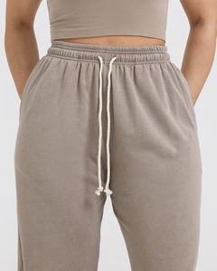 Pantalon de survêtement décontracté pour homme en coton beige avec taille élastique, cordon de serrage et poches latérales – Collection Automne 2026 (Vente en gros) - Product Image 2