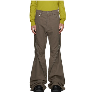 Article populaire : Pantalon banane pour homme en sergé de coton biologique, à taille haute avec passants de ceinture et panneau d'extension zippé innovant - Product Image 2