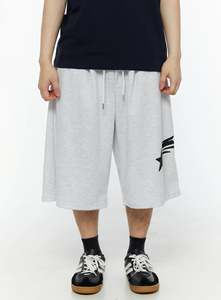 Shorts de survêtement amples pour homme, gris chiné, avec motif étoile filante, longueur genou, style Bermuda, taille élastiquée, pantalon streetwear - Product Image 4