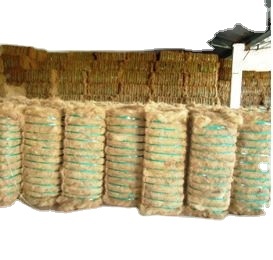 Fibra de Coco de Calidad de Exportación con una longitud de 5-25 cm, Densamente Empacada con Propiedades Ignífugas para Diseñar Colchones de Cuerda y Tapicería - Product Image 2