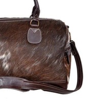 Grand sac polochon en cuir de vachette fait à la main Cheveux à la mode sur cuir de vachette Cadeau de week-end pour mari