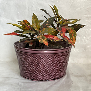 Metal Round <b>Ceramic</b> Look <b>Flower</b> <b>Pot</b> with Diamond Pattern Glazed Finish Handmade Planter for Indoor Outdoor Use - Product Image 3