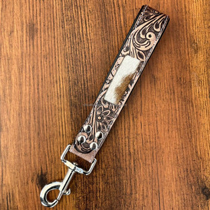 Ensemble de laisses de luxe personnalisées en gros pour le trafic court collier de chien en cuir de vachette véritable fait à la main laisse votre ami à fourrure - Product Image 3