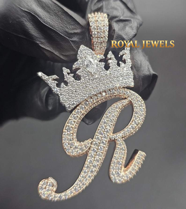 Colliers pendentifs Lettre d'amour en argent 925 avec moissanite, plaqué rhodium, chaîne maille forçat, bijoux de luxe unisexe - Product Image 2