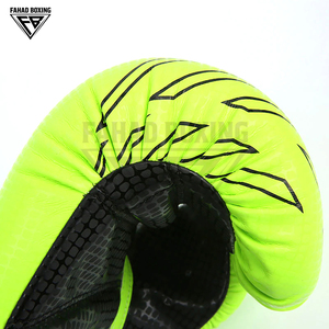 Guantes de Boxeo de Alta Resistencia, Color Verde y Negro, Nuevo Modelo, Ajustables, de Calidad, en Oferta, Personalizados para Entrenamiento de Combate - Product Image 4