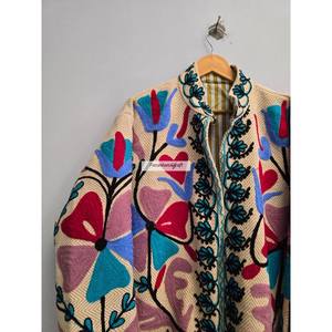 Veste brodée multicolores 100% coton, veste Suzani, tissu en laine Khadi, veste courte unisexe faite à la main - Product Image 2