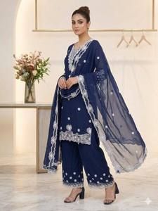 Conjunto de Salwar Kameez Azul Bordado con Dupatta de Encaje, Traje Indio-Pakistaní para Mujer - Product Image 6